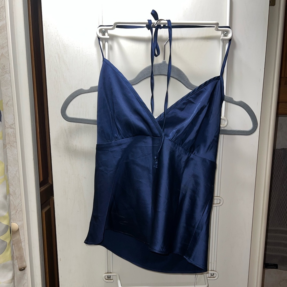 Halter top